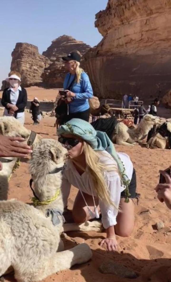 Star Magic Camp Hotel Wadi Rum Exterior photo