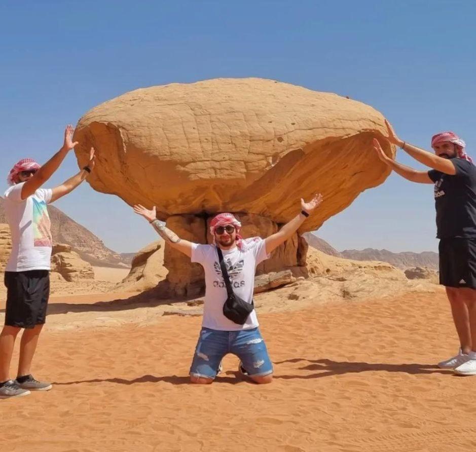 Star Magic Camp Hotel Wadi Rum Exterior photo
