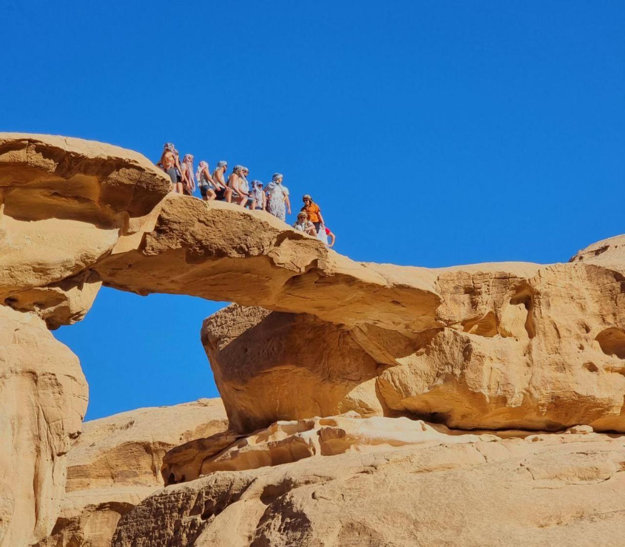 Star Magic Camp Hotel Wadi Rum Exterior photo